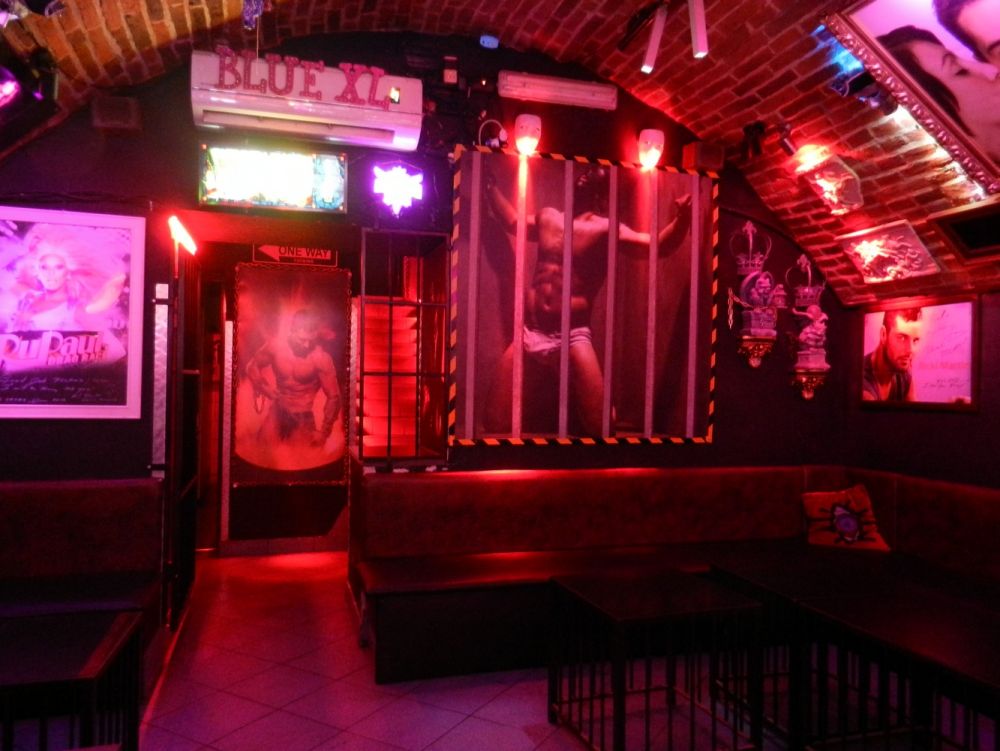 BlueXL to: cruising bar, gay bar, darkroom w Krakowie!